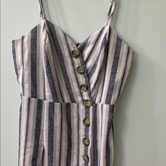 Dress - Picture 2 of 5